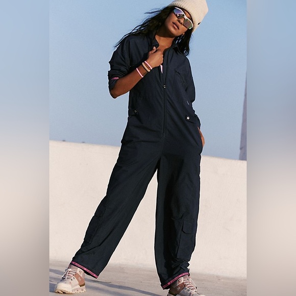 Free People Mesmerized Me Coveralls NWT Small - Picture 3 of 10